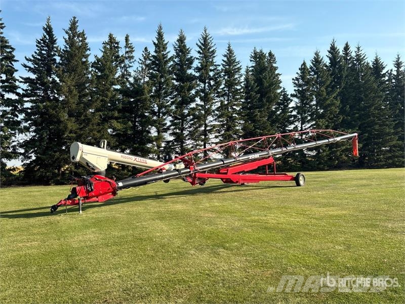 AGI X13-84 13 in x 84 ft Telescopic Swing Grain Auger 운반 장비