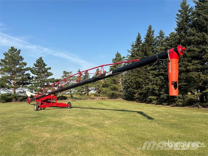 AGI X13-84 13 in x 84 ft Telescopic Swing Grain Auger 운반 장비