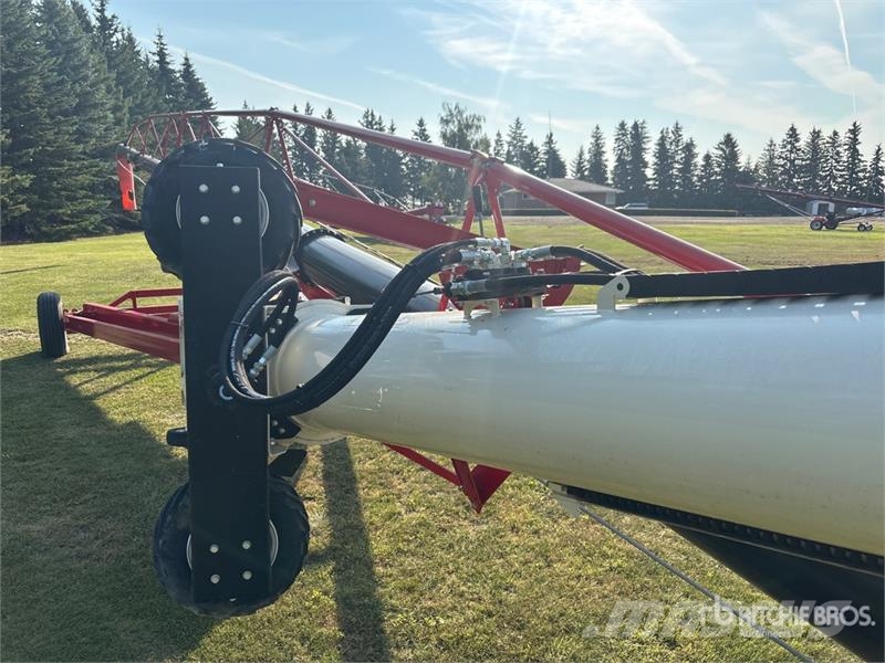 AGI X13-84 13 in x 84 ft Telescopic Swing Grain Auger 운반 장비