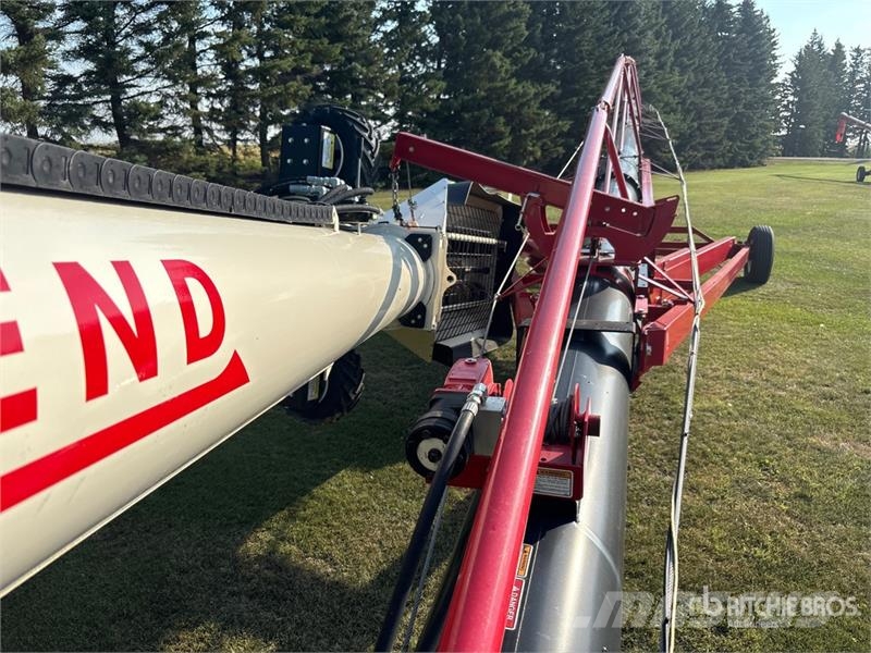 AGI X13-84 13 in x 84 ft Telescopic Swing Grain Auger 운반 장비