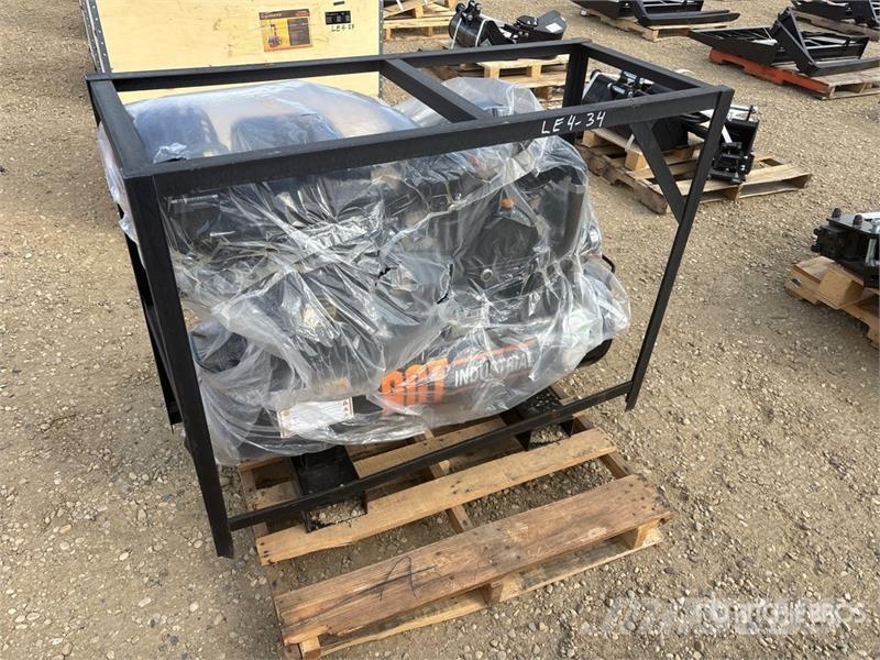 AGT AC 40 gal Air Compressor (Unused) Kompressorit