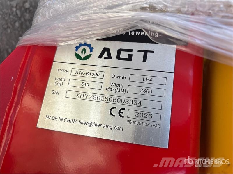 AGT ATK-B1000 2 Post 10000 lb Vehicle Lift (Unused) Būvniecība- Citi