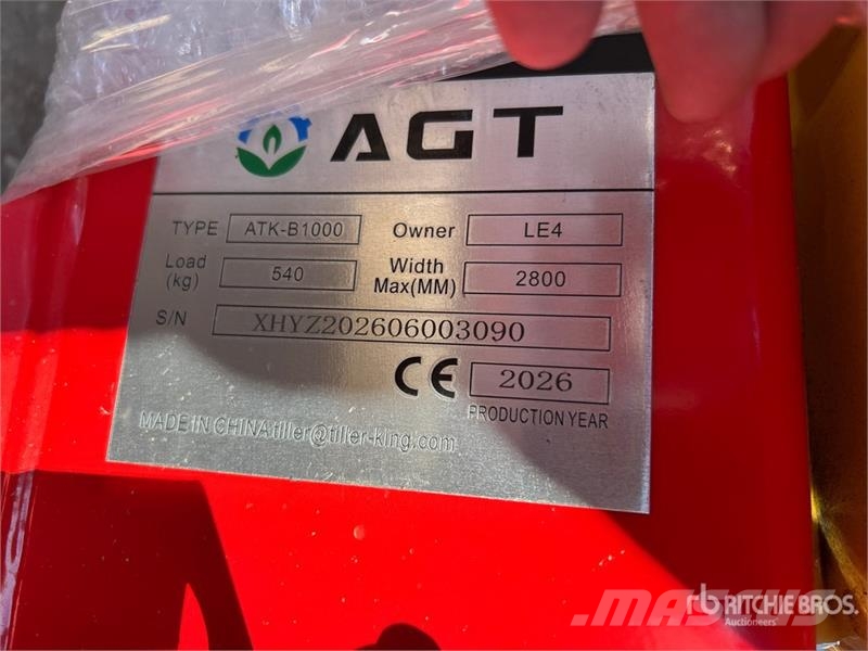 AGT ATK-B1000 2 Post 10000 lb Vehicle Lift (Unused) Muut koneet
