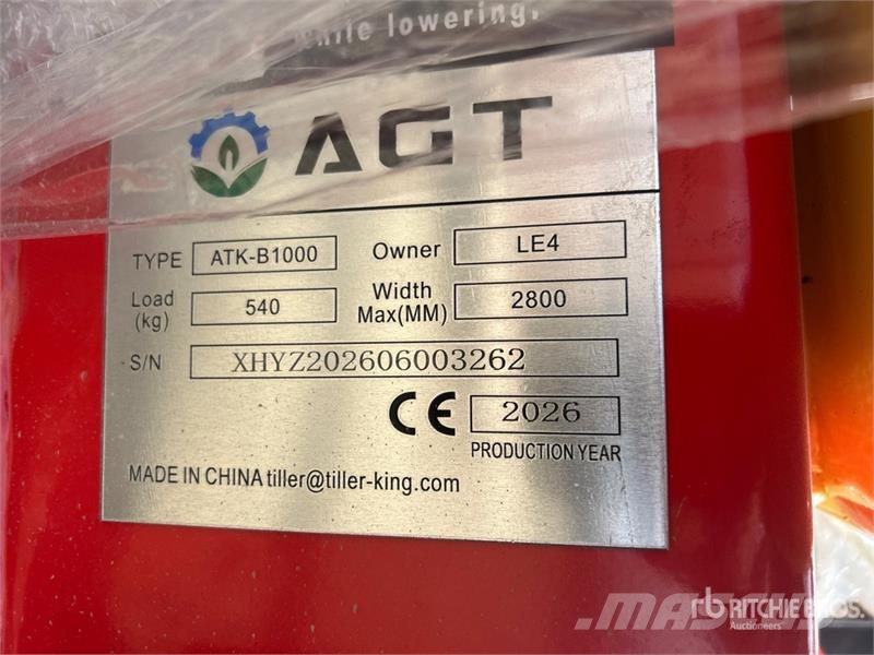 AGT ATK-B1000 2 Post 10000 lb Vehicle Lift (Unused) 건설 장비 - 기타