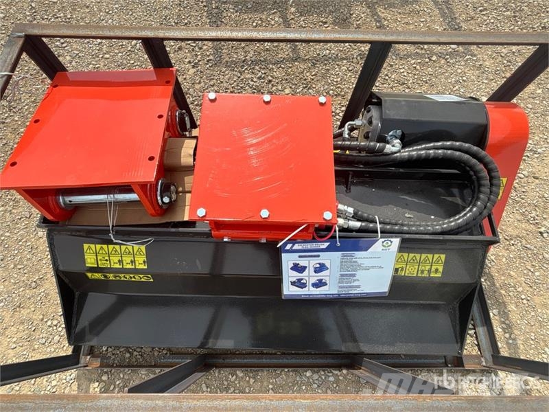 AGT EXFLM115 45 in Excavator Flail Mower (Unused) Maaiers