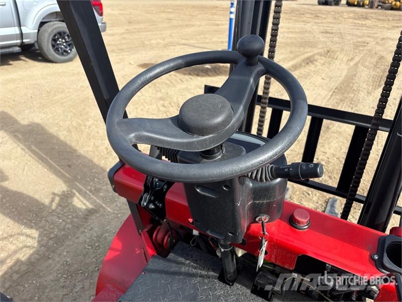 AGT KFE20 4400 lb Electric Forklift Električni viljuškari