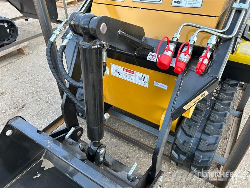 AGT MX-CRT23 Mini Compact Track Loader (Unused) Minicargadoras
