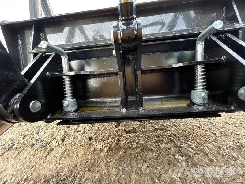 AGT MX-MRT14 Mini Compact Track Loader (Unused) スキッドステアローダー