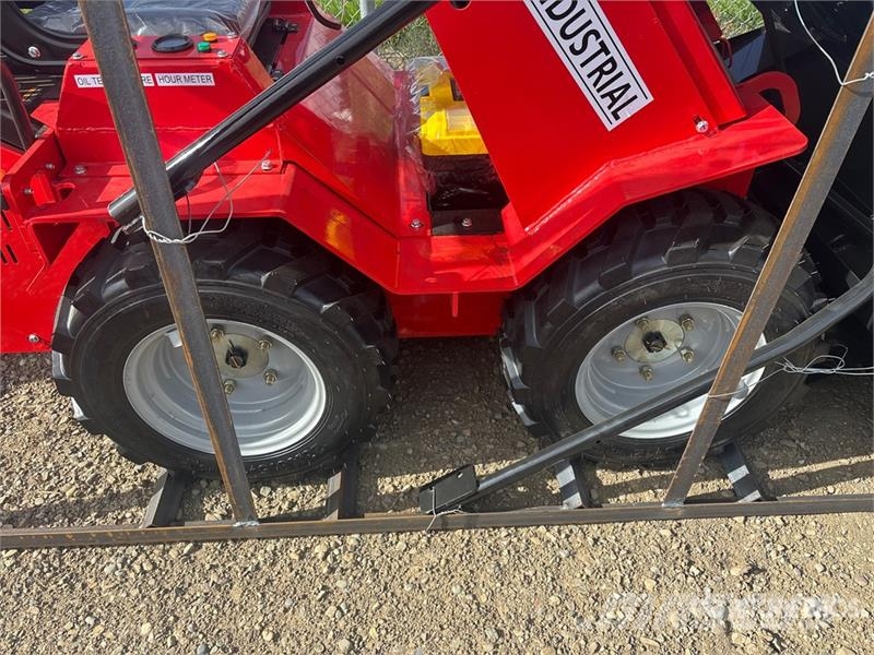 AGT SDA-140W Mini Wheel Loader (Unused) Pás carregadoras de rodas