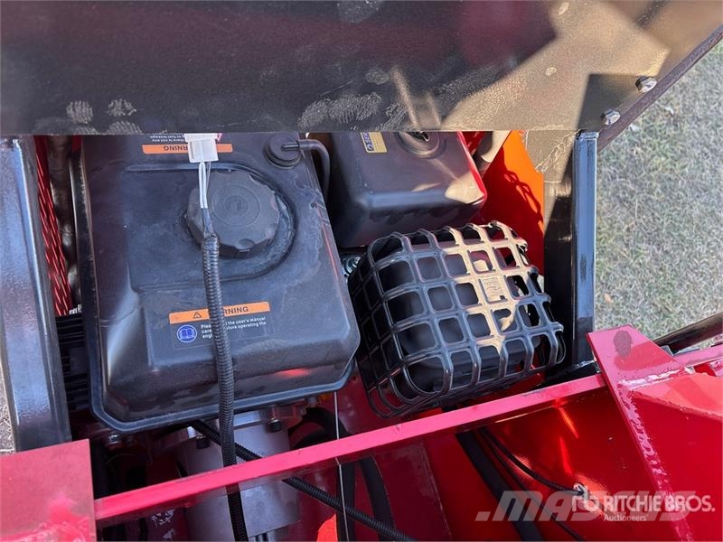 AGT SDA140T Mini Compact Track Loader (Unused) Kompaktrakodók