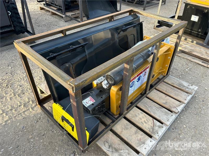 AGT SSHH680 20 in Skid Steer Breaker (Unused) Гидромолоты