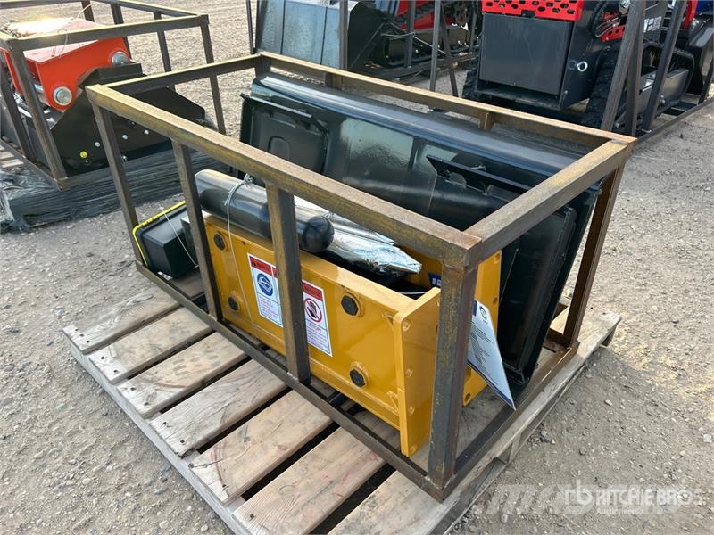 AGT SSHH680 20 in Skid Steer Breaker (Unused) Гидромолоты