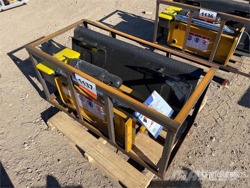 AGT SSHH680 Skid Steer Breaker (Unused) Čekići