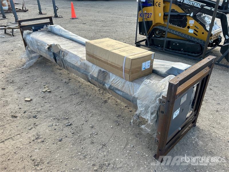 AGT YZ-242M 10000 lb Two-Post Car Lift (Unused) Andre komponenter