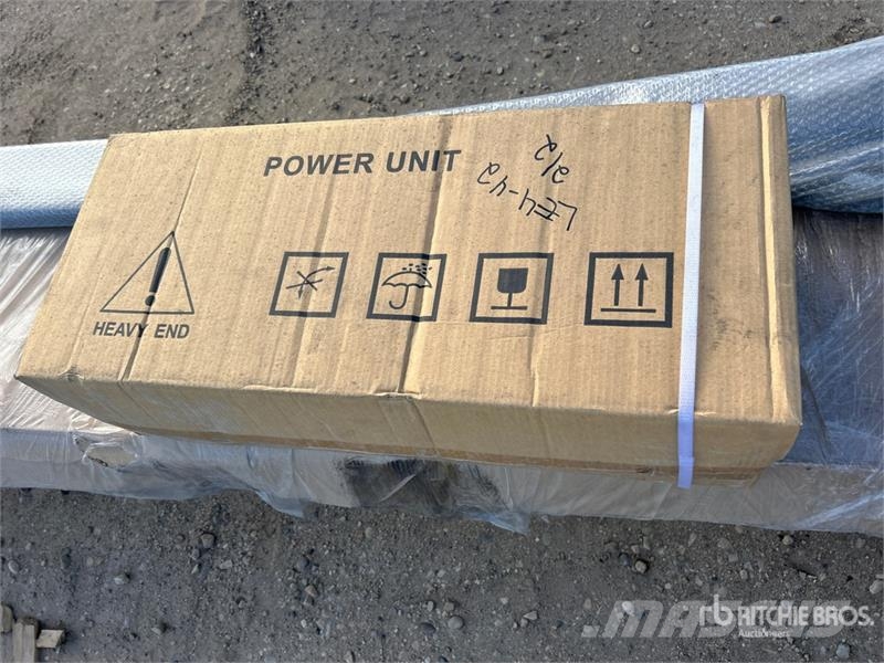 AGT YZ-242M 10000 lb Two-Post Car Lift (Unused) Andre komponenter
