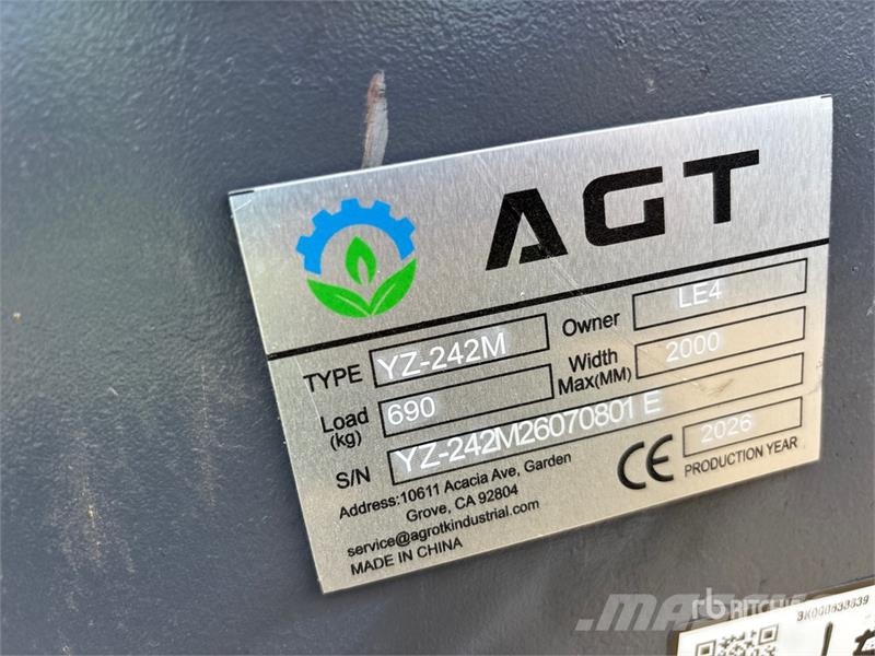 AGT YZ-242M 2 Post 10000 lb Vehicle Lift (Unused) Ostalo za građevinarstvo