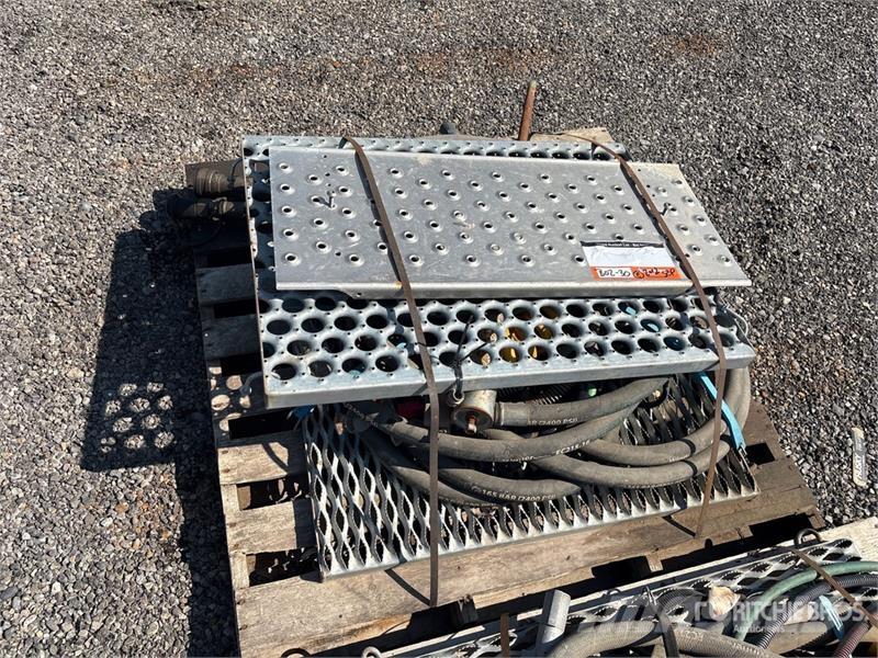 Air Hoses and Steps Ostale kargo komponente