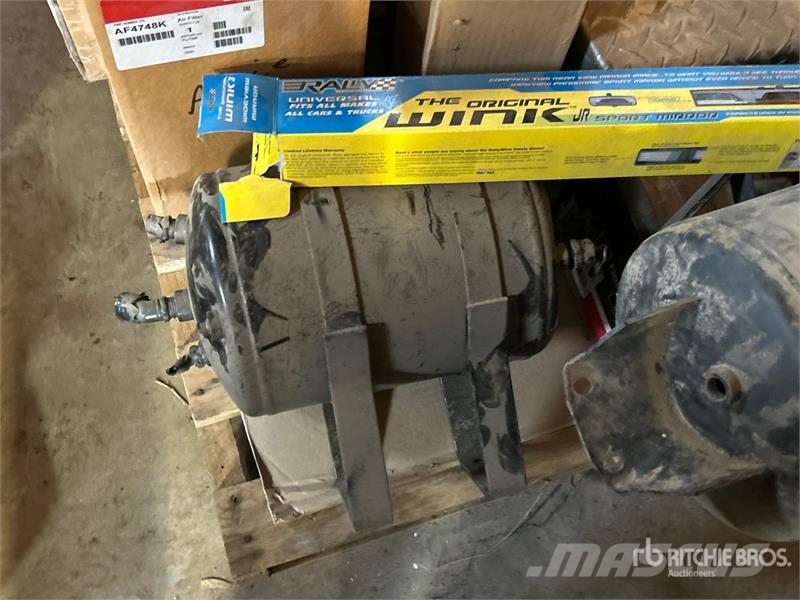 Air Tank, Jigsaw, First Aid Kit, Filters, Trailer 其他組件