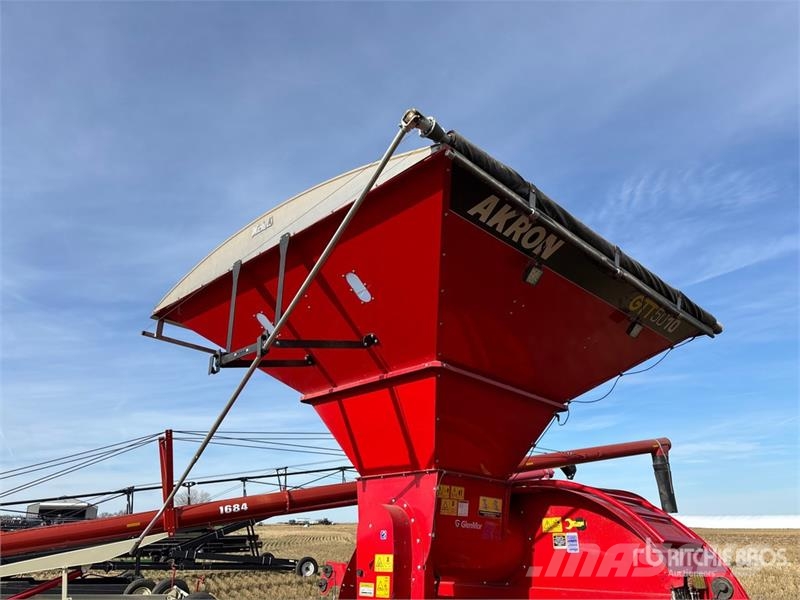 Akron 5010 10 ft Grain Bagger Packing equipment