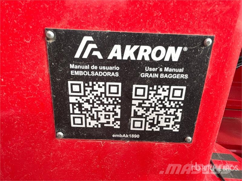 Akron 5010 10 ft Grain Bagger Packing equipment