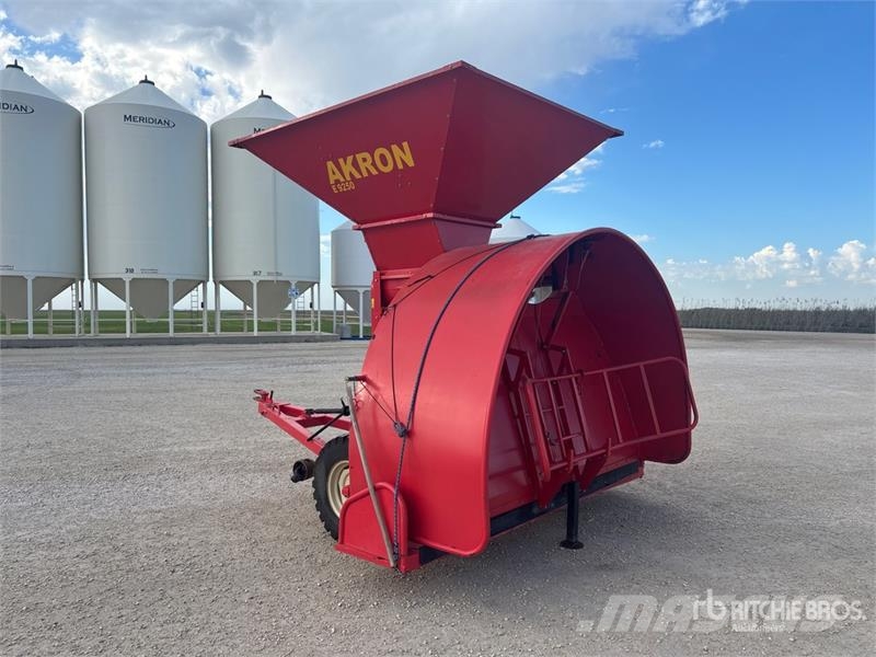 Akron E9250 10 ft Grain Bagger Pakavimo įranga