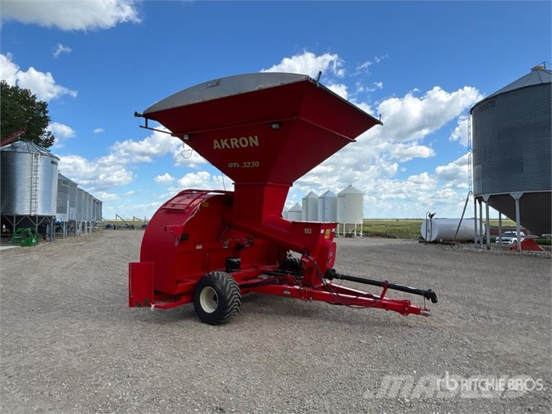 Akron GTX3230 10 ft Grain Bagger Paketleme ekipmanları