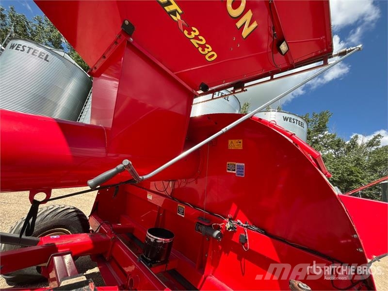 Akron GTX3230 10 ft Grain Bagger Paketleme ekipmanları