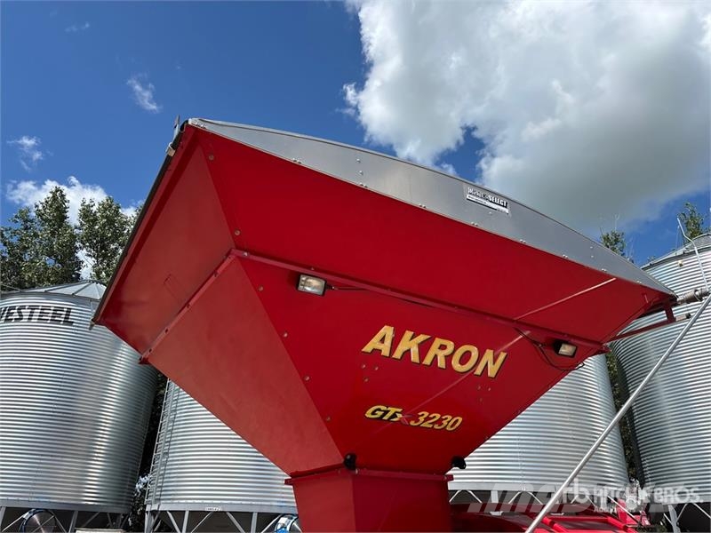 Akron GTX3230 10 ft Grain Bagger Paketleme ekipmanları