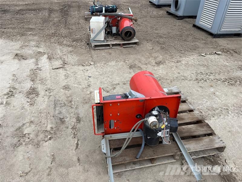 Alkota of (2) Alkota 122 Pressure Washer Lagedrukreinigers
