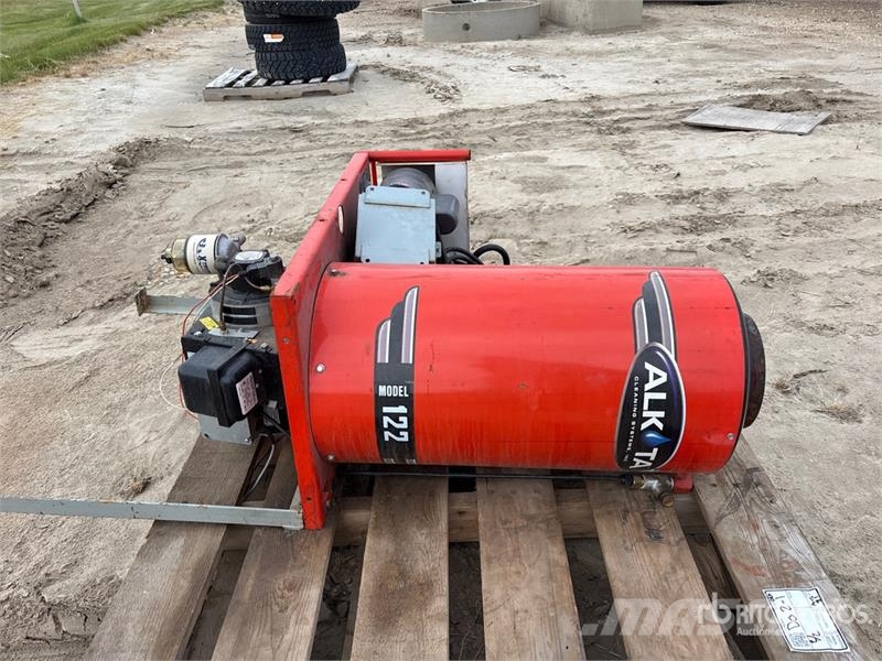 Alkota of (2) Alkota 122 Pressure Washer Lagedrukreinigers