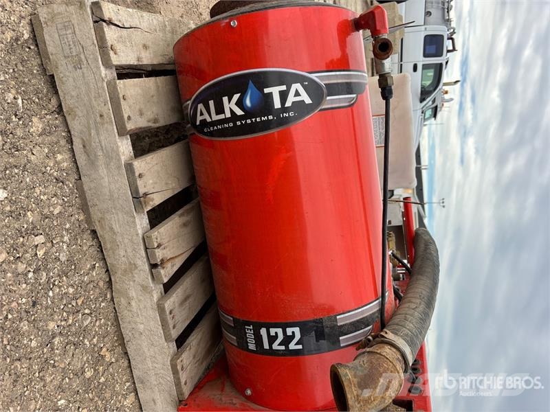Alkota of (2) Alkota 122 Pressure Washer Lagedrukreinigers