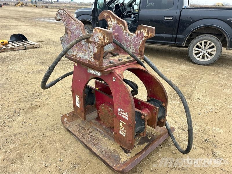 Allied 34 in Plate Compactor Attachment - Fits John Deere دكاكات أفقية