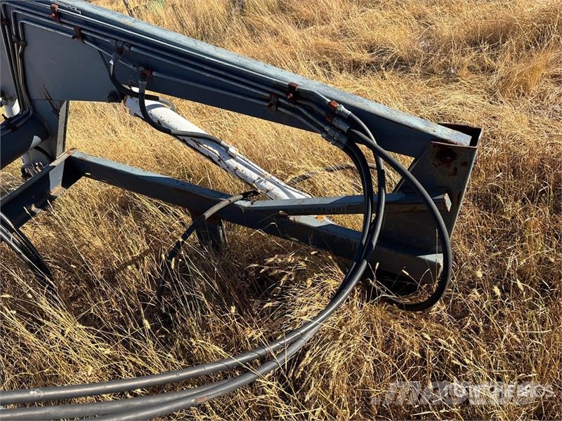 Allied 784 Front Loader Attachment Voorladeraccessoires