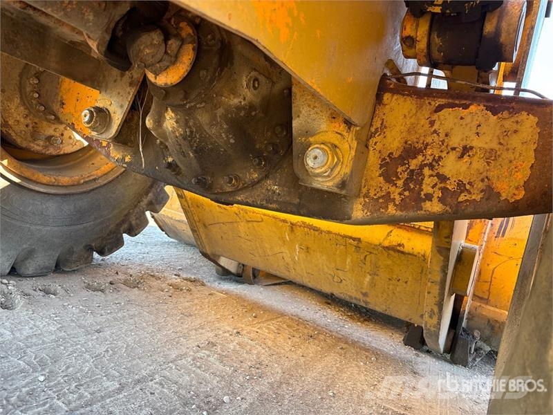 Allis Chalmers Chalmers 645 Wheel Loader لوادر بعجل
