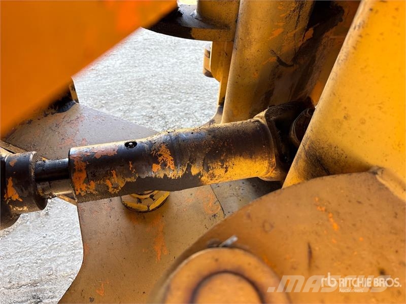 Allis Chalmers Chalmers 645 Wheel Loader لوادر بعجل