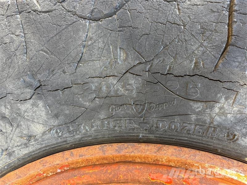 Allis Chalmers Chalmers 645 Wheel Loader لوادر بعجل