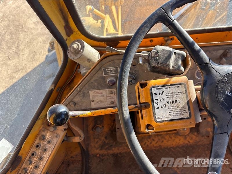 Allis Chalmers Chalmers 645 Wheel Loader لوادر بعجل