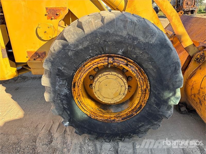 Allis Chalmers Chalmers 645 Wheel Loader لوادر بعجل