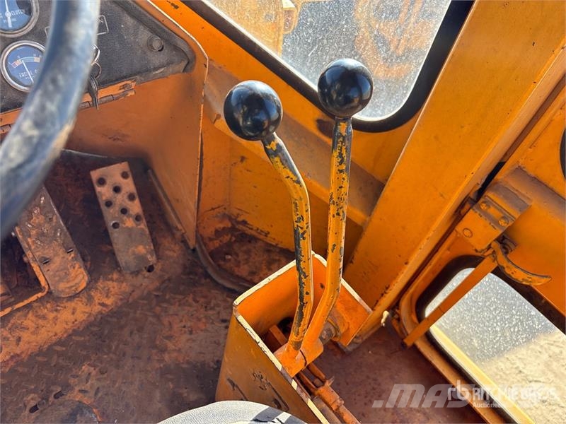 Allis Chalmers Chalmers 645 Wheel Loader لوادر بعجل