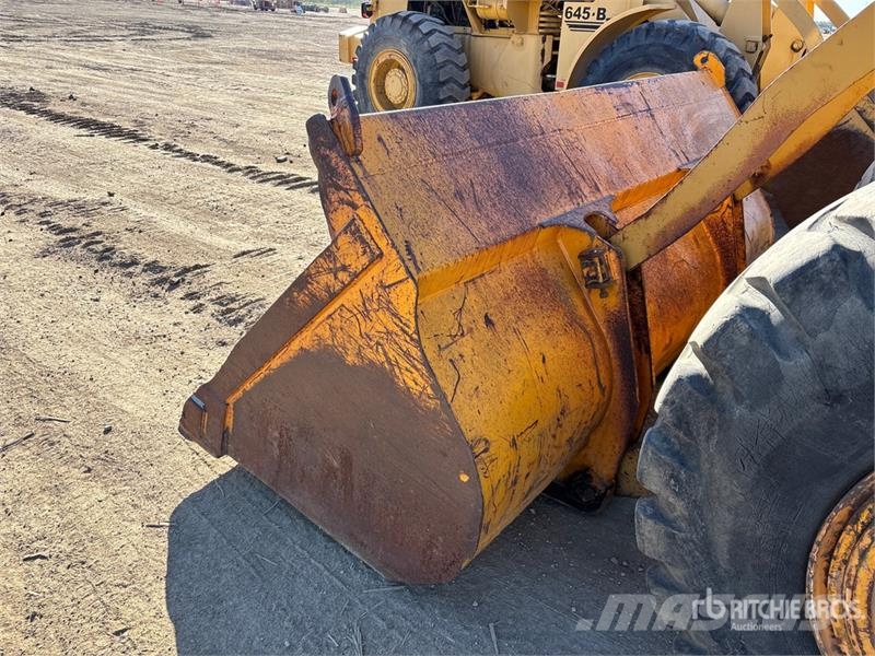 Allis Chalmers Chalmers 645 Wheel Loader لوادر بعجل