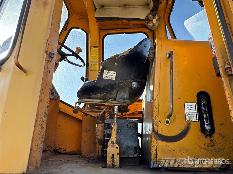 Allis Chalmers Chalmers 645 Wheel Loader لوادر بعجل