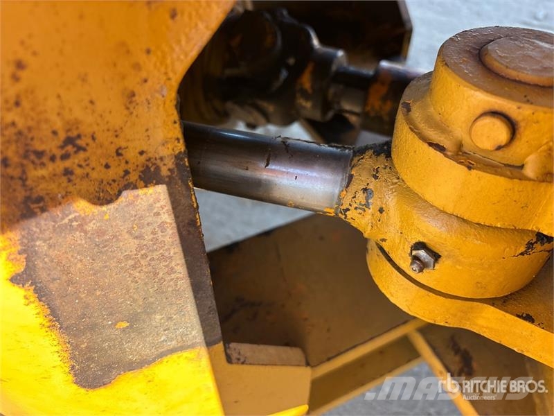 Allis Chalmers Chalmers 645 Wheel Loader لوادر بعجل