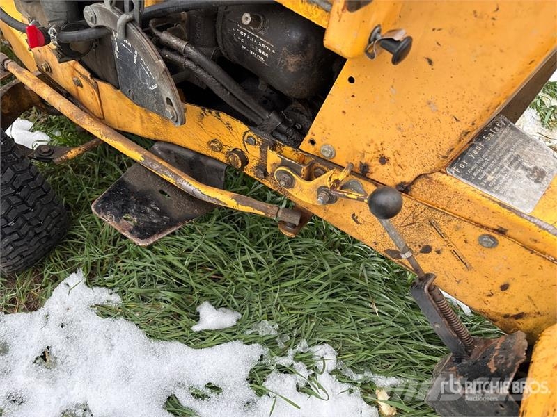Allis Chalmers Chalmers HB-112 2WD Utility Tractor Compact tractors