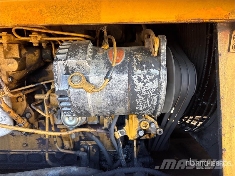 Allis Chalmers Chalmers 645 Wheel Loader لوادر بعجل