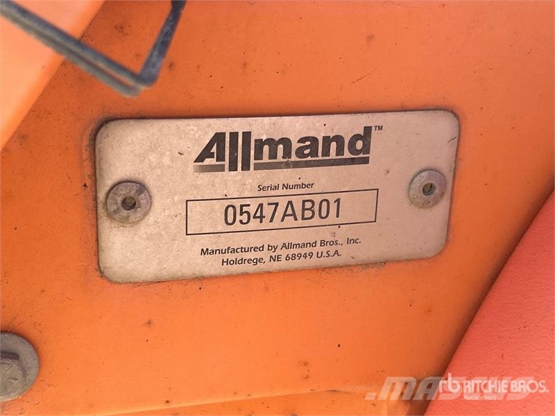 Allmand Arrow Board Kiti kelių tiesimo įrengimai