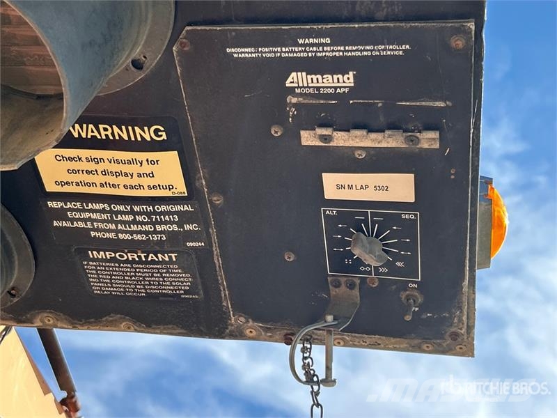 Allmand Arrow Board Kiti kelių tiesimo įrengimai
