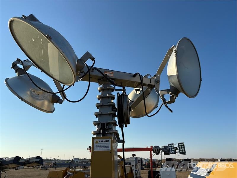 Allmand Maxi-Lite II V-TWR Light towers