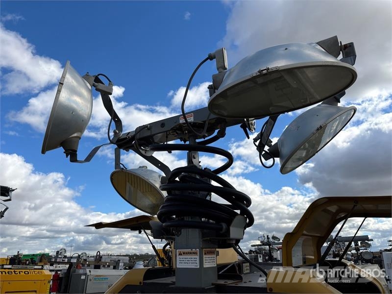 Allmand Maxi-Lite II V-TWR Rasvetni stubovi