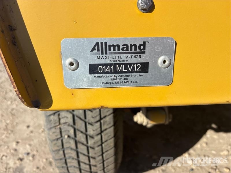 Allmand Maxi-Lite V Series Rasvjetni tornjevi