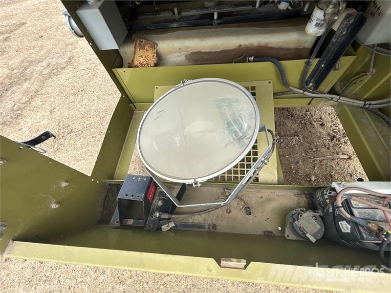 Allmand Maxi-Lite V Series Rasvetni stubovi